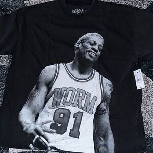 PacSun Black Graphic T-Shirt